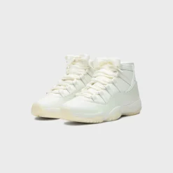 Air WMNS 11 Retro