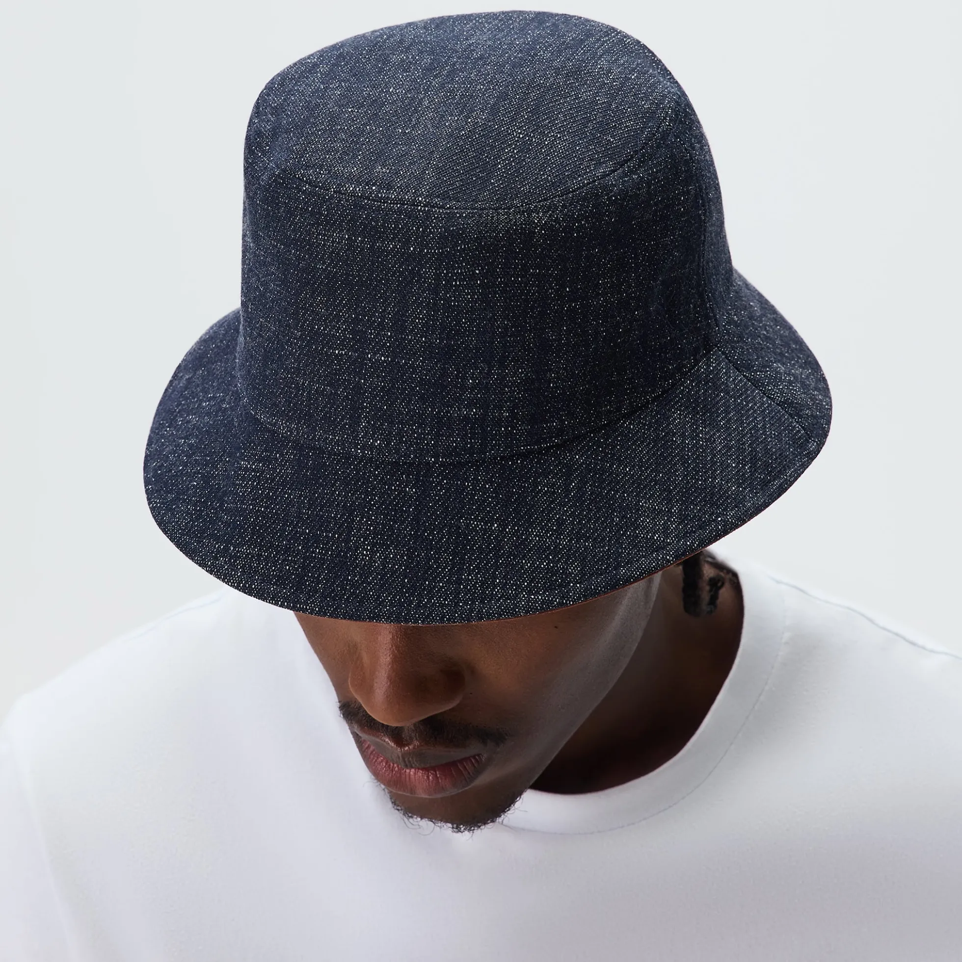 Bob Dawson en denim et laine &Kin