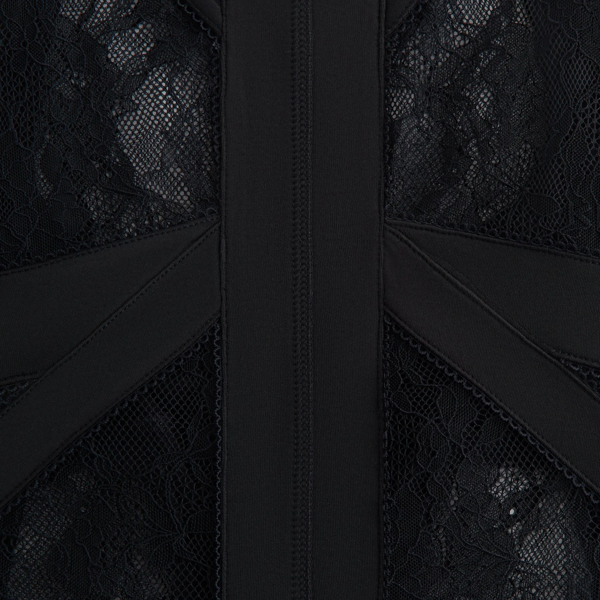 Body Lisa for Kith pour femme Vier à empiècements en dentelle
