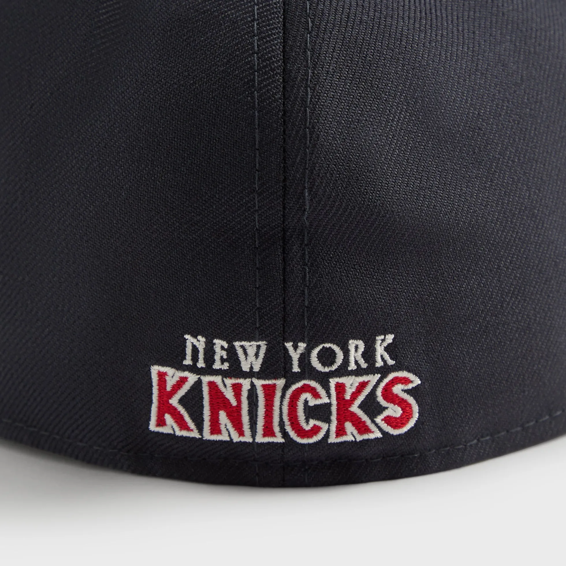 Casquette ajustée Kith & New Era 59FIFTY à profil bas pour les New York Knicks