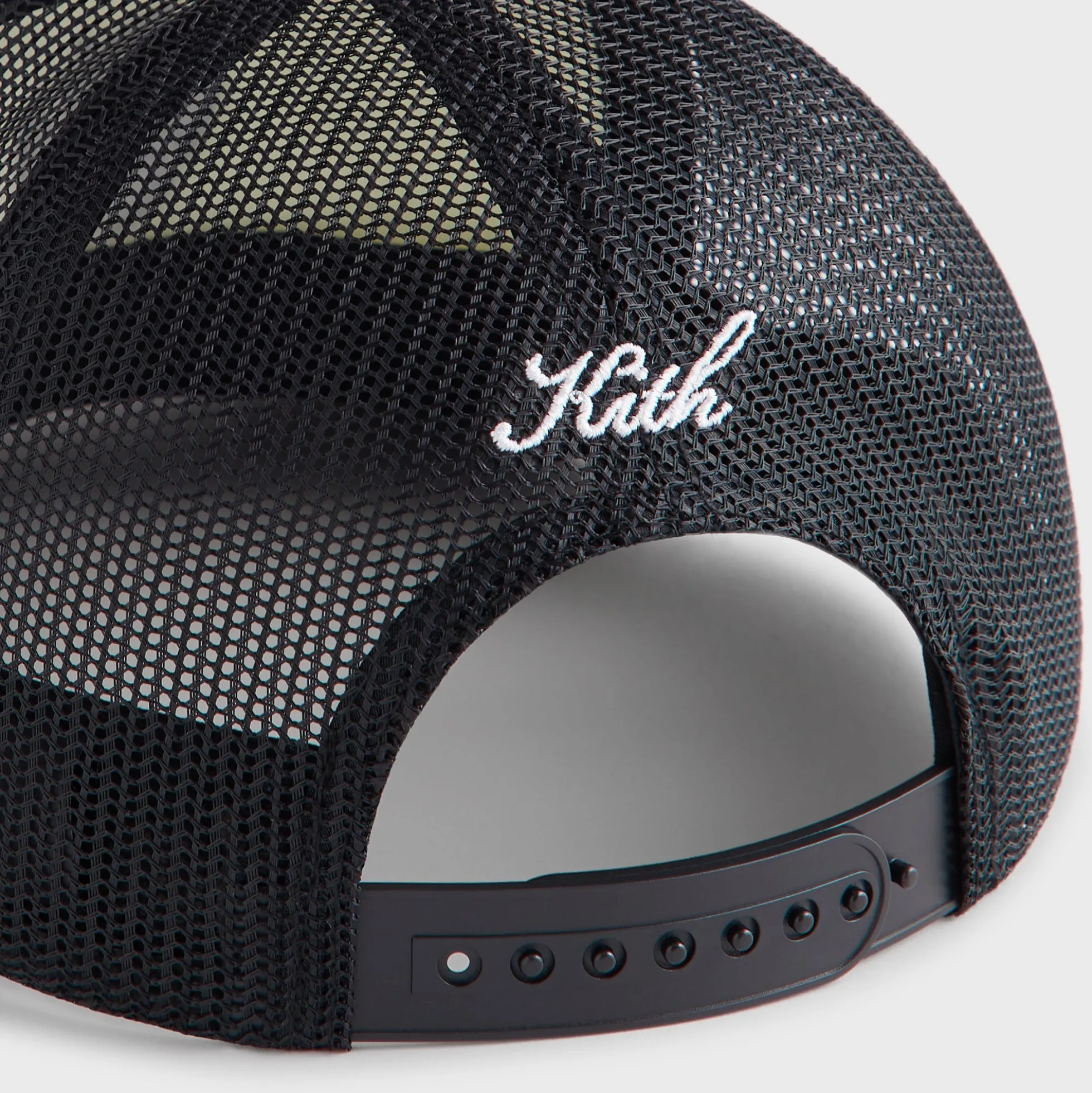 Casquette camionneur Nolan en mousse poly-mousse Kith avec broderie Apple Crest