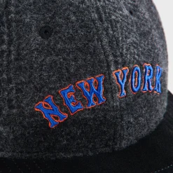 Casquette Kith & '47 pour les Mets de New York, en laine patchwork, manches longues