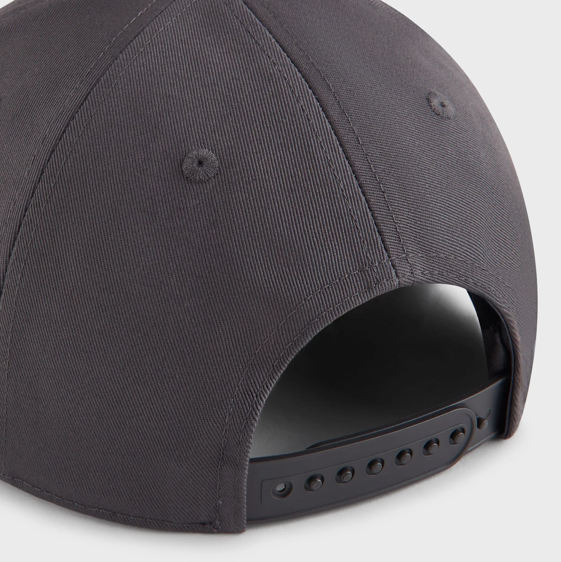 Casquette Kith Twill Bay à couronne basse pincée