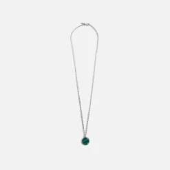Collier à pendentif amulette