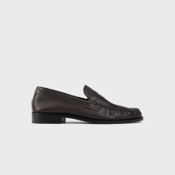 Ezra Pebble Pleated Penny Loafer