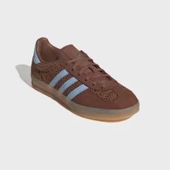 Gazelle Indoor