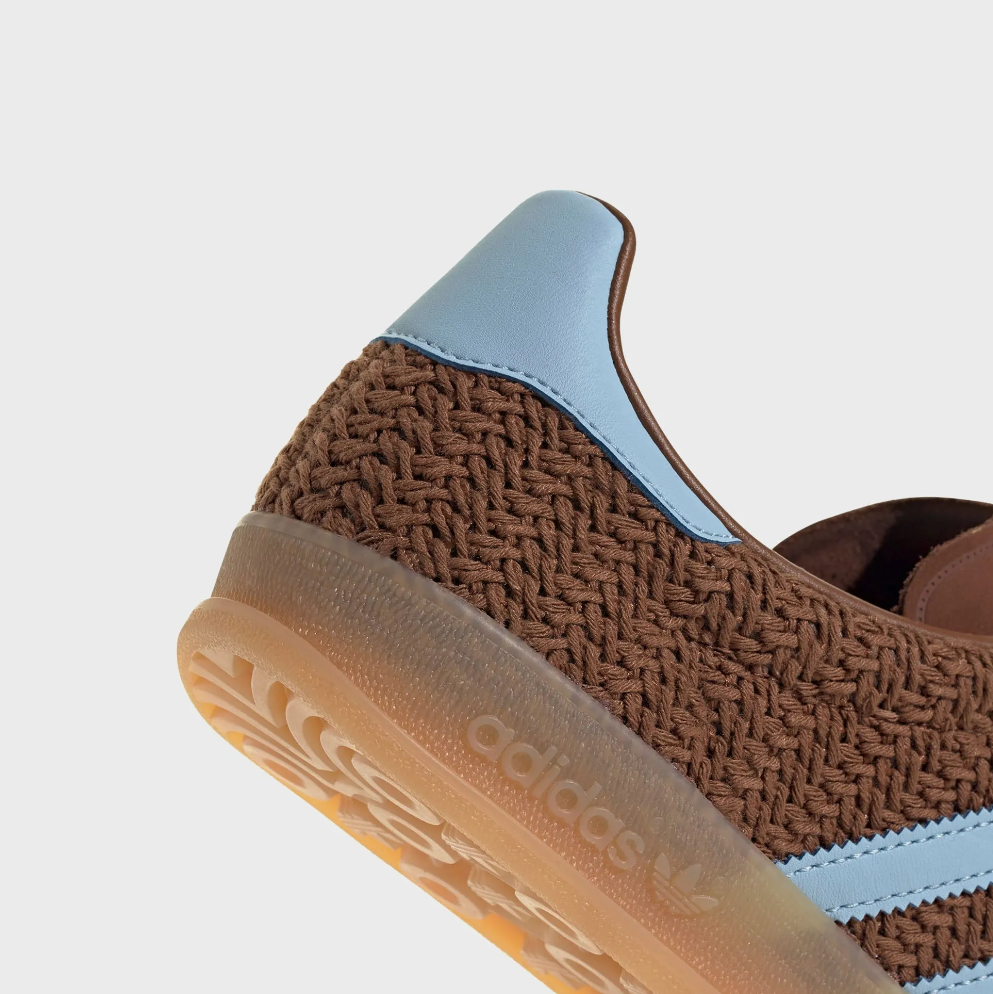 Gazelle Indoor