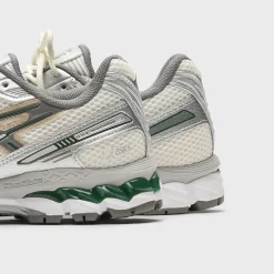 GEL-KAYANO 12.1