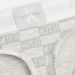 Kith Femmes pour Calvin Klein String