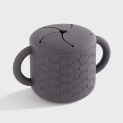 Kith Kids pour Mushie Gobelet à goûter en silicone