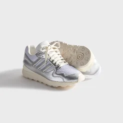 Kith pour adidas Oregon Ultra Tech