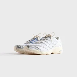 Kith pour adidas Supernova Cushion 7