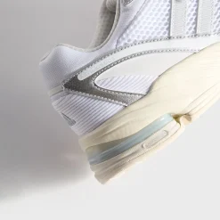 Kith pour adidas Supernova Cushion 7
