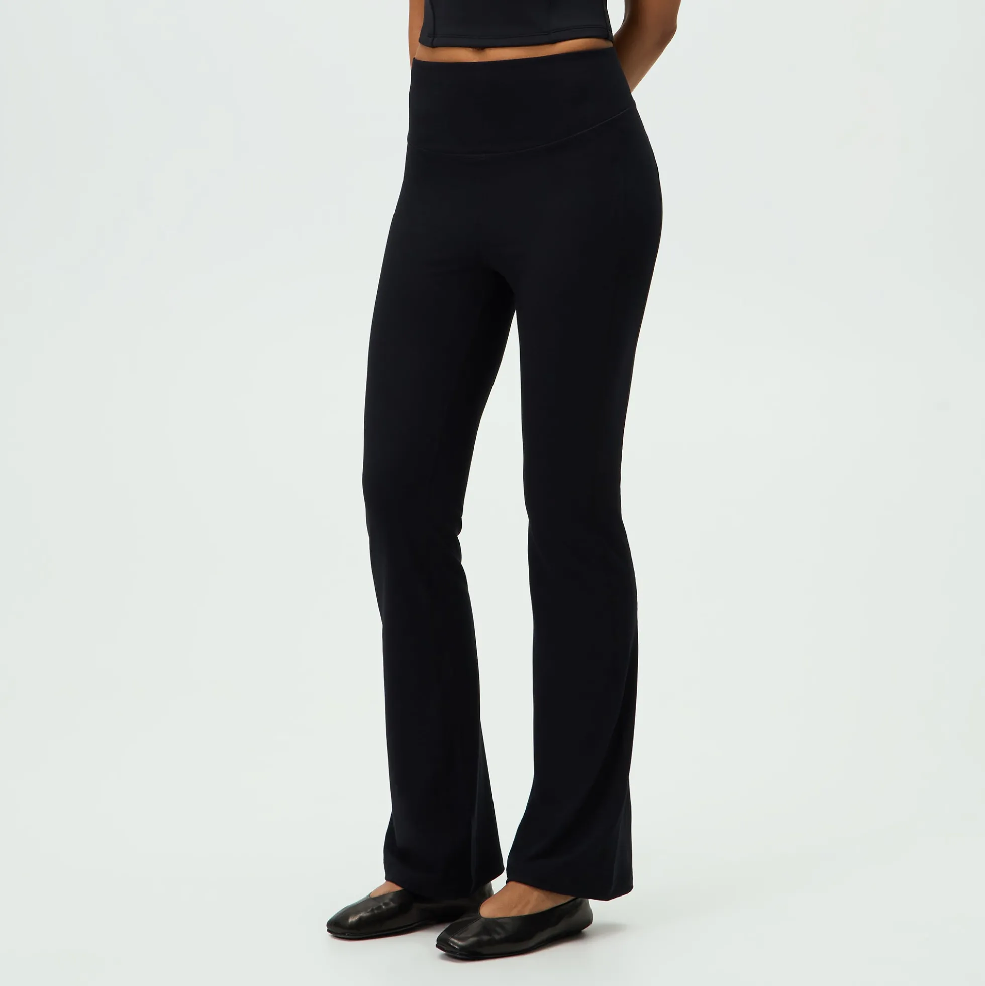 Kith Women Studio Straight Leg Leggings