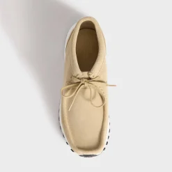 La Wallabee de la 8e Rue par Ronnie Fieg pour adidas Originals et Clarks Originals Ultraboost
