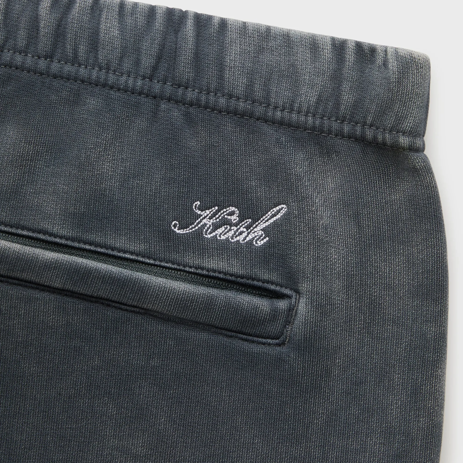 Pantalon de survêtement Kith Emmons teint en pièce