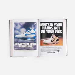 Phaidon x Sneaker Freaker épuisé
