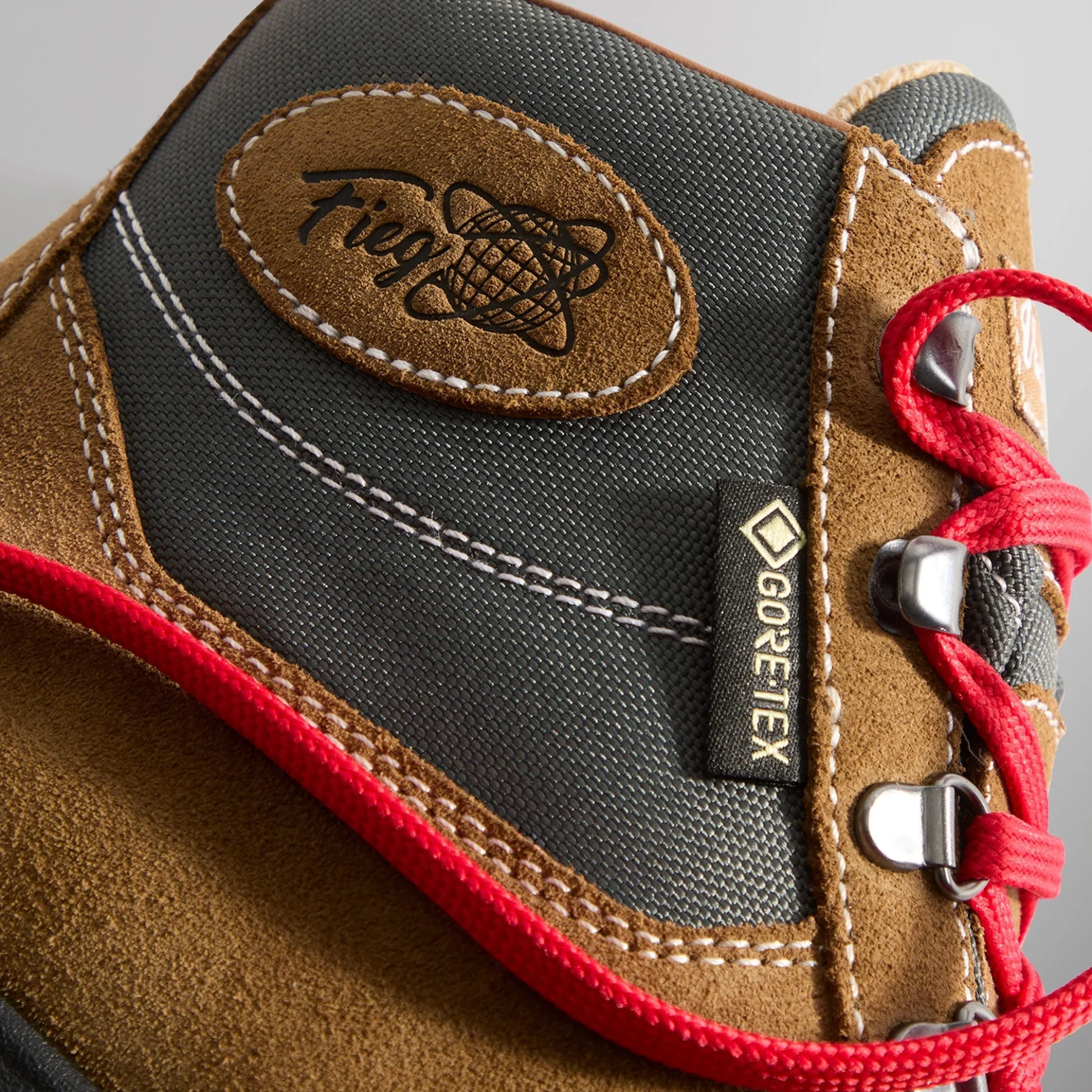 Ronnie Fieg pour Vasque Skywalk GTX