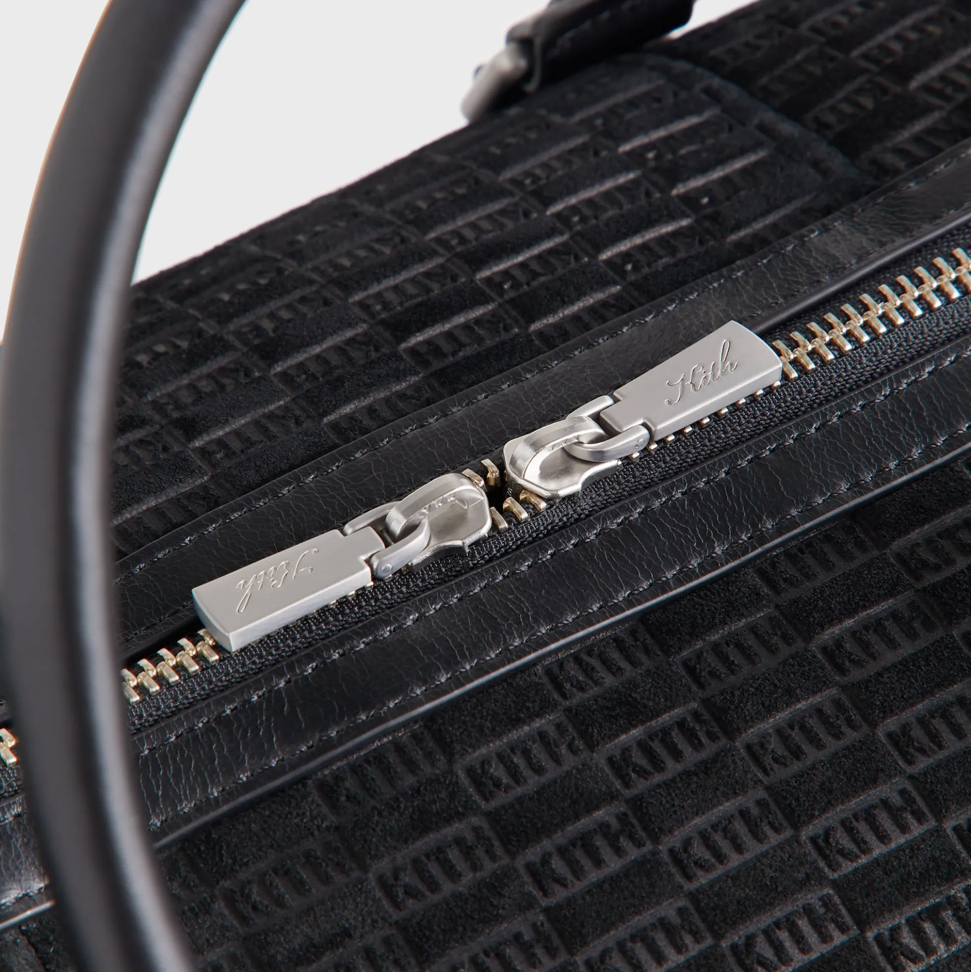 Sac de voyage Kith K40 en daim monogrammé