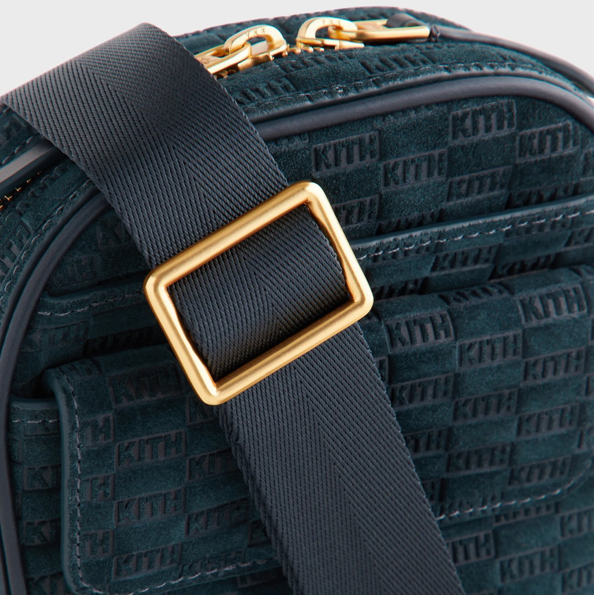 Sac passager Kith K15 en daim monogrammé