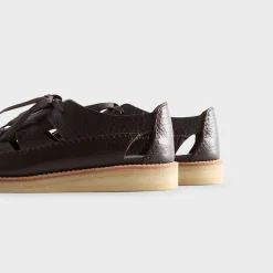 8th St par Ronnie Fieg pour Clarks Originals Ridgevale