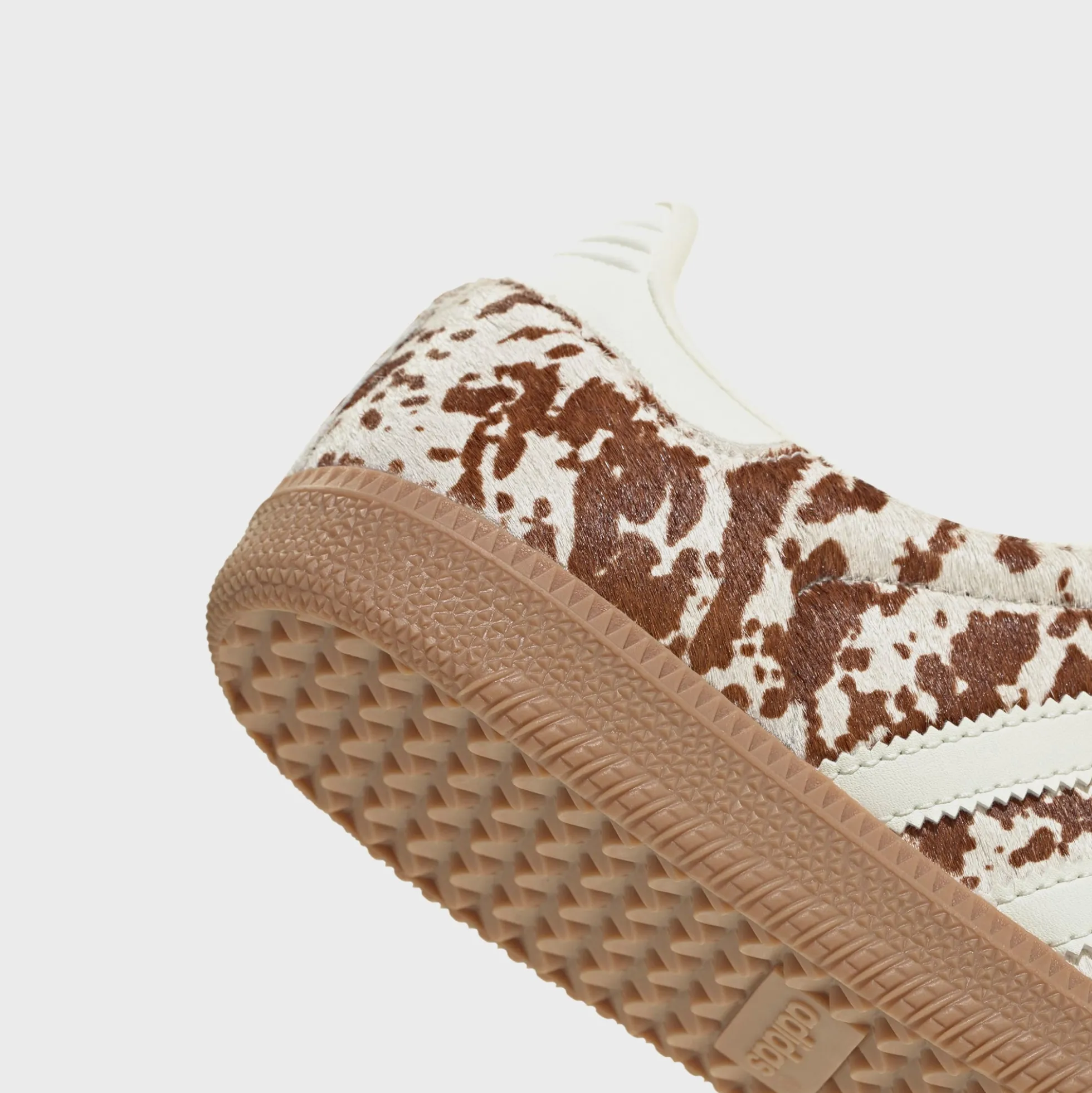 WMNS Cow Print Samba à languette longue