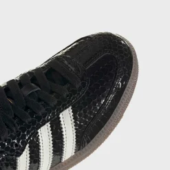 WMNS Samba