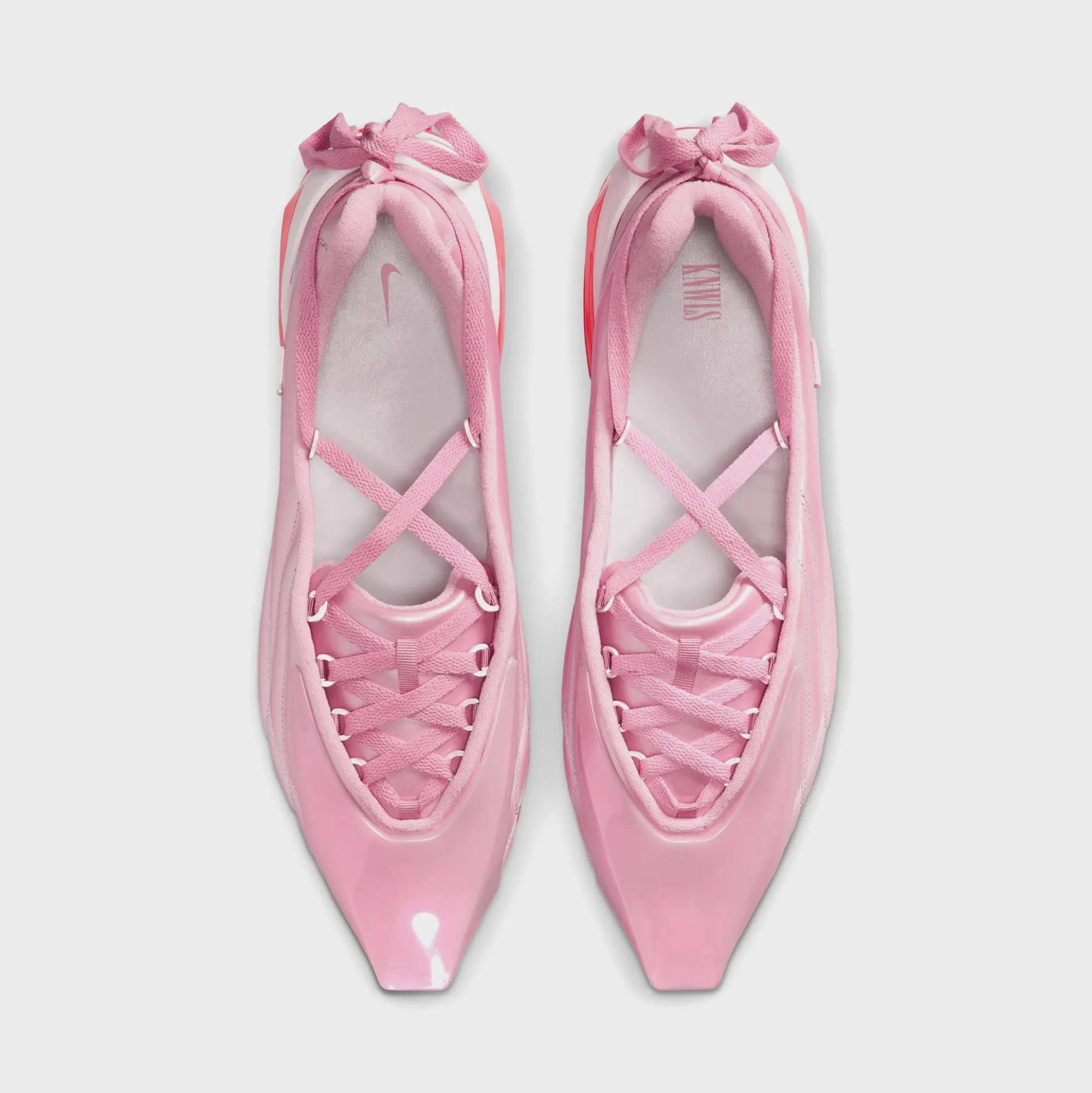 x KNWLS WMNS Air Max Muse